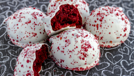 How to make red velvet cake pops?